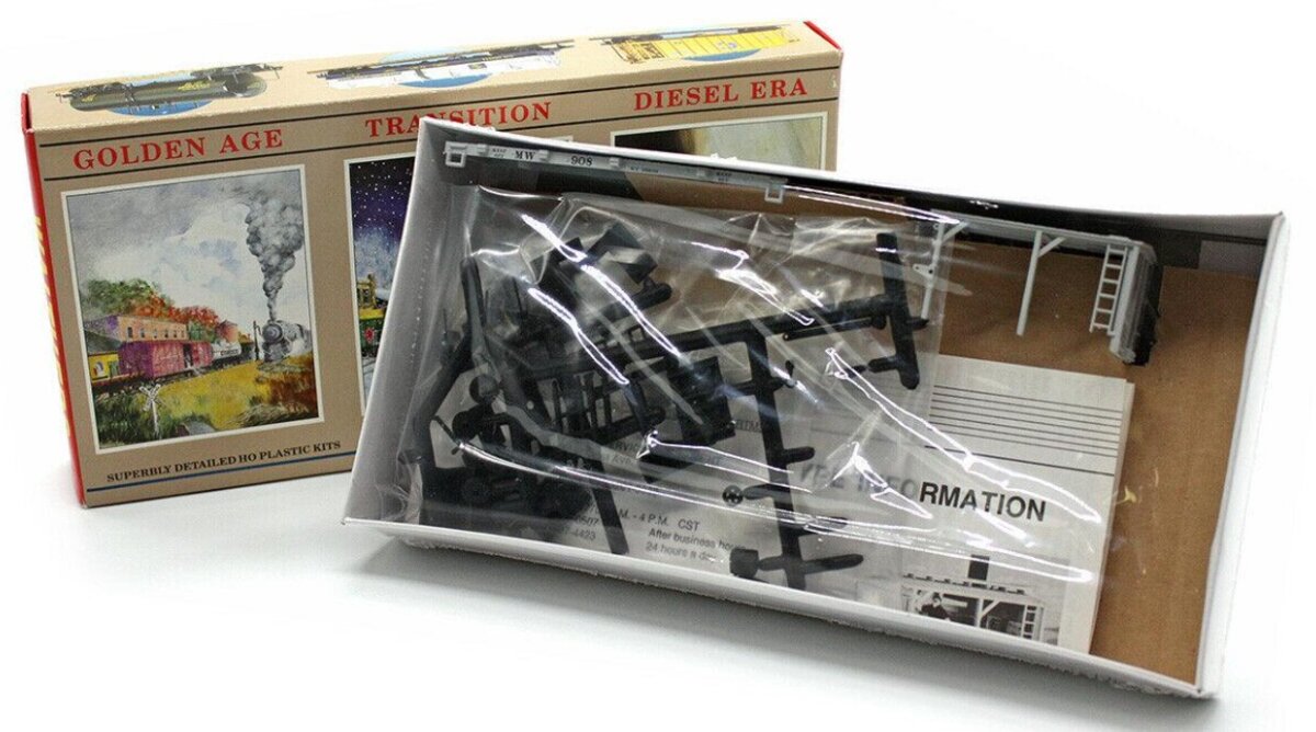 Walthers 932-5581 HO Scale Maintenance of Way 30'''' Blacksmith Car Kit