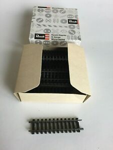 Revell N-4123 N 2-1/4" Gap Section Track (Pack of 20)
