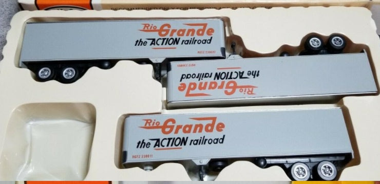 Con-Cor 0004-008115 HO Rio Grande 40'''' Piggyback Box Trailer (Box of 3)