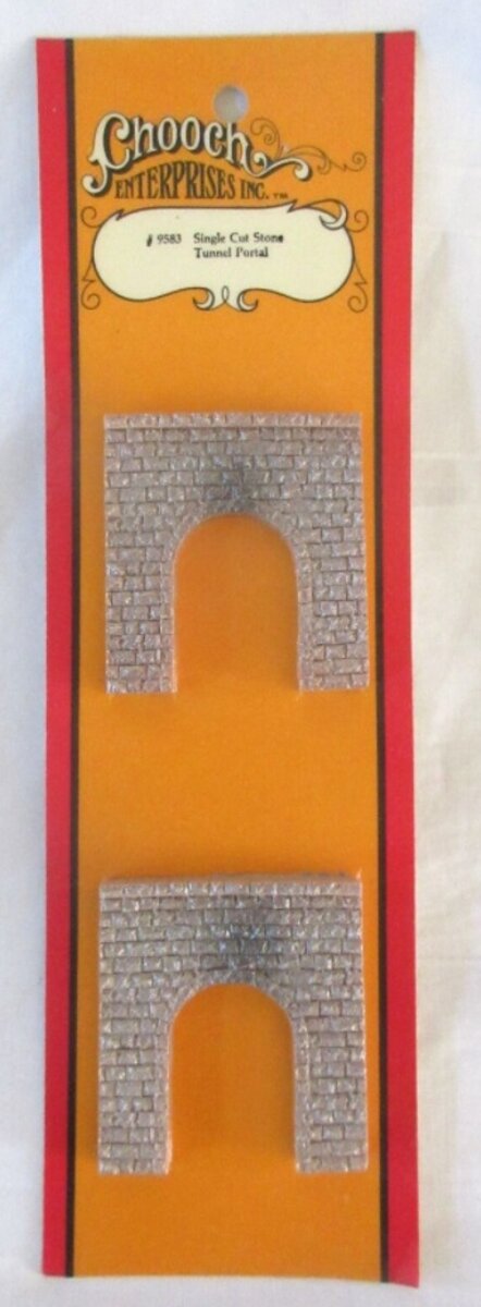Chooch 9583 N Scale Single Cut Stone Tunnel Portal