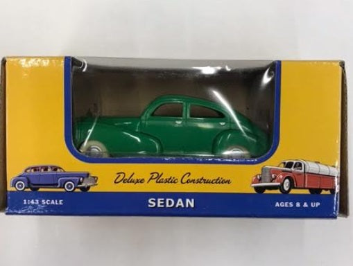 Dimestore 30084 1:43 Green Sedan Plastic Toys of the 40's and 50's