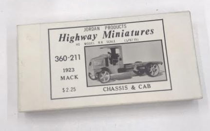 Highway Miniatures 360-211 HO 1923 Mack Chassis & Cab Kit