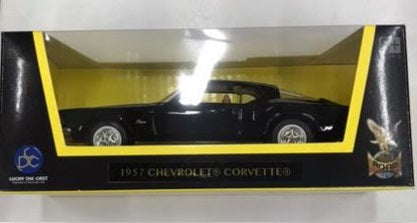 Road Signature 94525 1:43 1957 Chevrolet Corvette