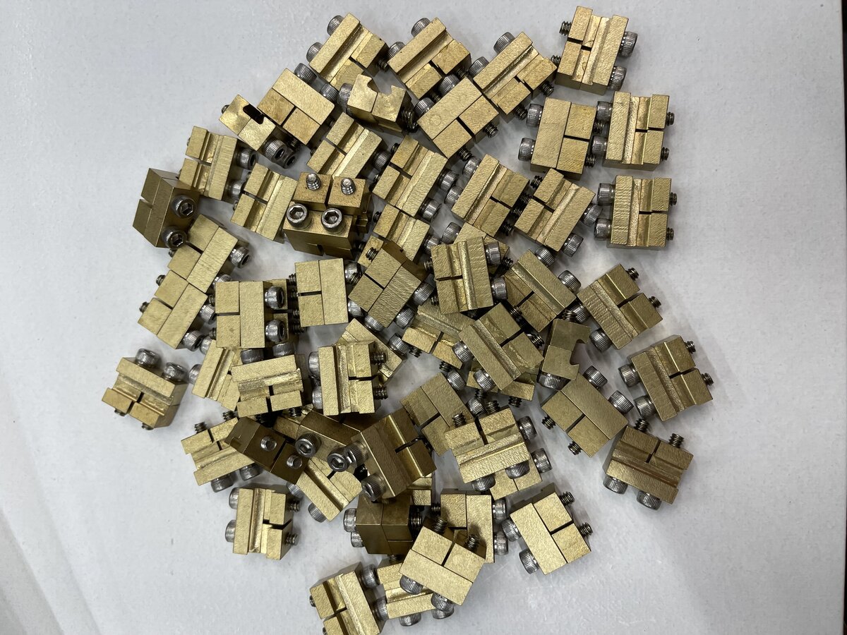 Split Jaw Brass 332 SJC 7.0  Direct-to-Rail Code 332 Rail Clamp (Pack of 60)