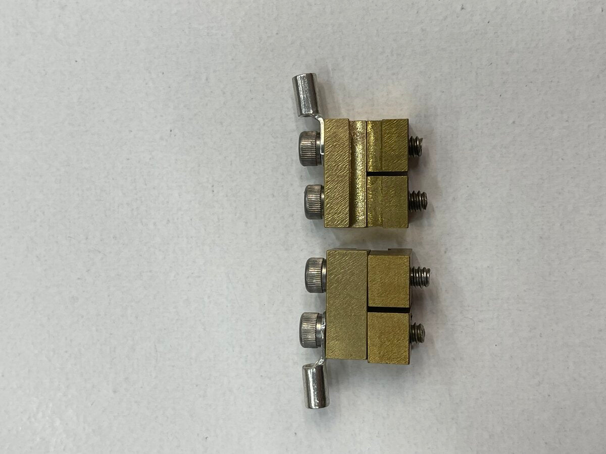 Split Jaw 10710 Light Duty Power Conector w/ SJ BR 332-SJC-7.0 Clamps (1 Pair)