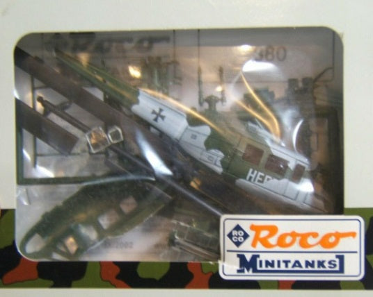 Roco 880 1:87 Minitanks German Winter Camo Bell UH-1D Huey Helicopter Kit