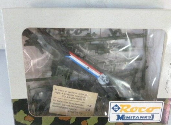 Roco 868 HO Minitanks EH-1D Helicopter 