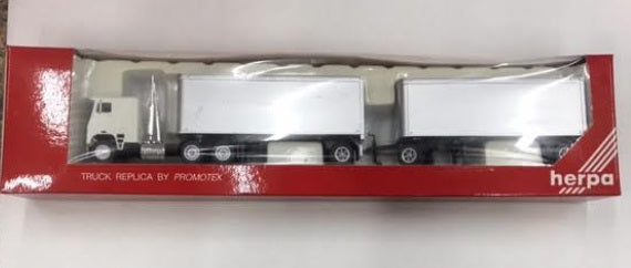 Herpa 6013 HO White/Silver Tractor w/ Double Trailers