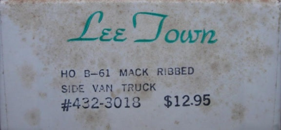 Lee Town 432-3018 HO B-61 Mack Ribbed Side Van Truck Kit
