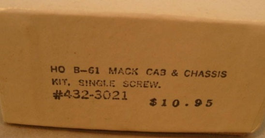 Lee Town 432-3021 HO B-61 Mack Cab & Chassis Kit Single Screw Kit