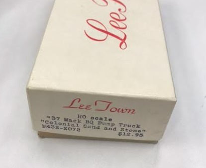 Lee Town 432-2072 HO 37 Mack BQ Dump Truck Colonial Sand and Stone Kit