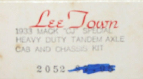 Lee Town 2052 HO 1933 Mack CJ Special Heavy Duty Tandem Axle Cab and Chassis Kit