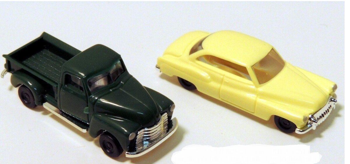 Busch 8320 N Scale 1950 Chevy Pickup Truck & 1950 Buik Sedan Vehicles