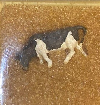 NJ International 6282 N Scale Crowd Pleasers Cow Figure