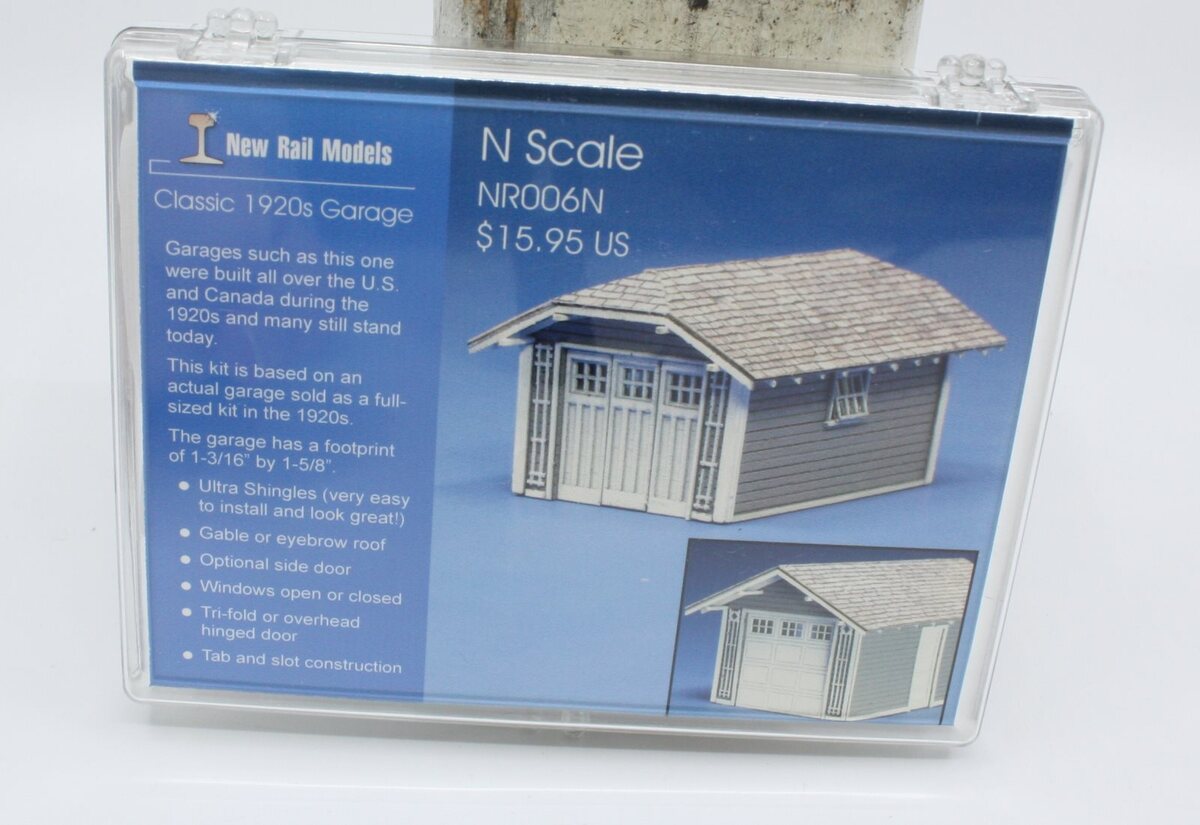 New Rail Models 12006 N Scale Classic 1920's Garage Model Kit