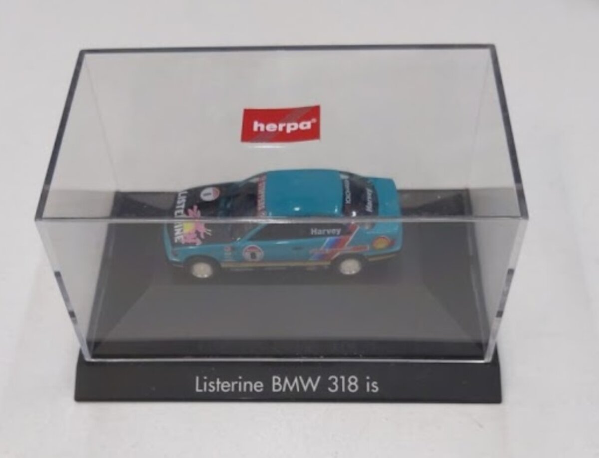 Herpa HO #8 Listerine BMW 318 is Racing