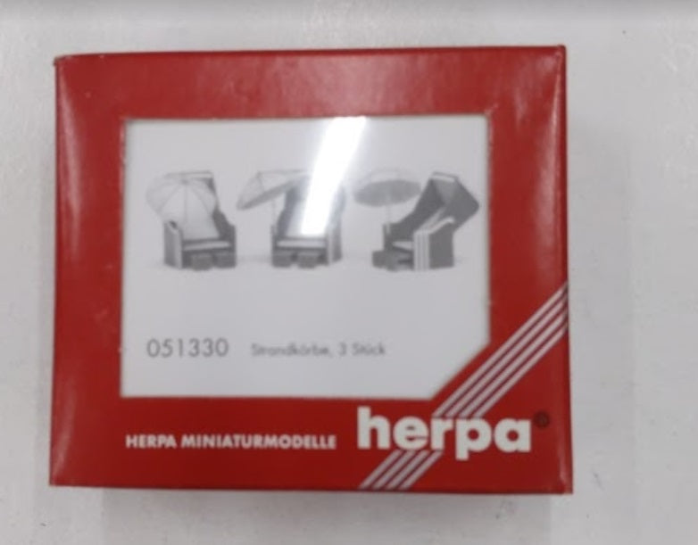 Herpa 051330 HO Beach Chairs 3 Pack