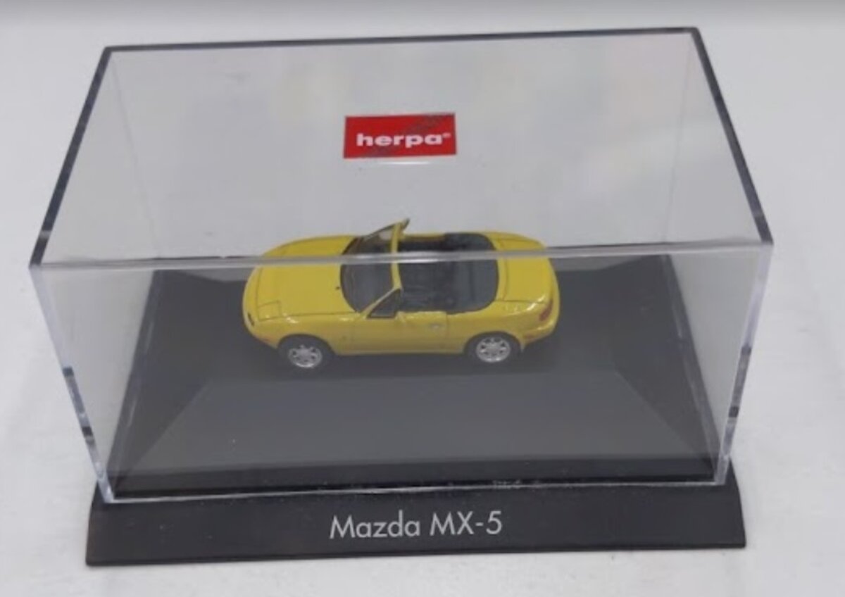Herpa HO Yellow Mazda MX-5