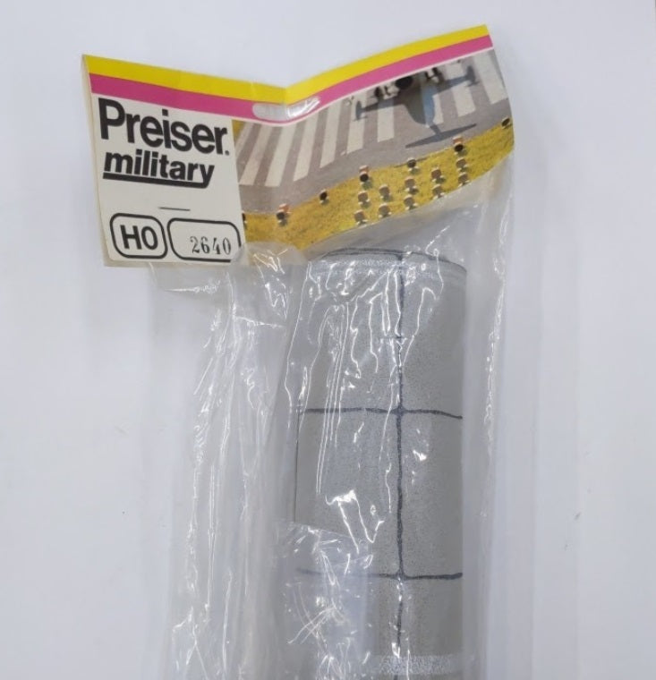 Preiser 2646 HO Military Runway