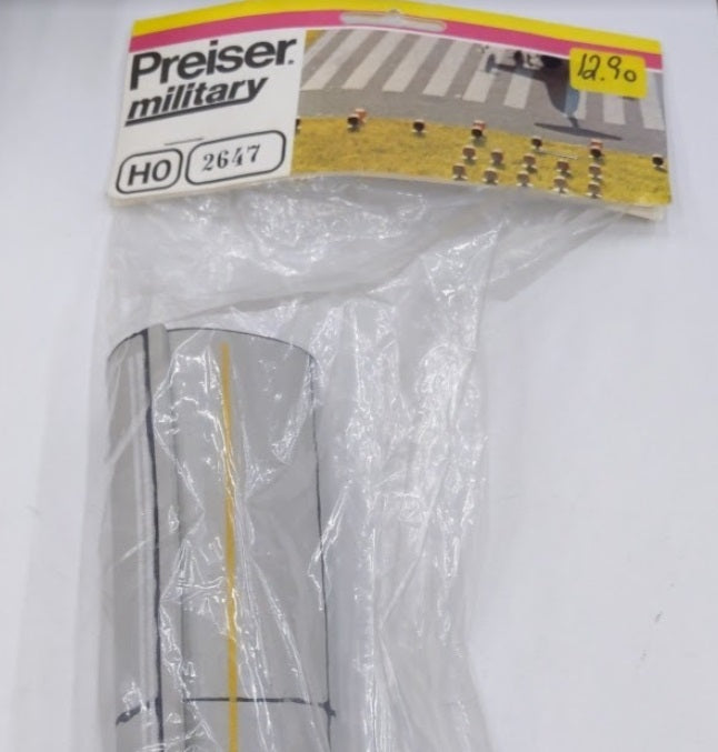 Preiser 2647 HO Military Runway