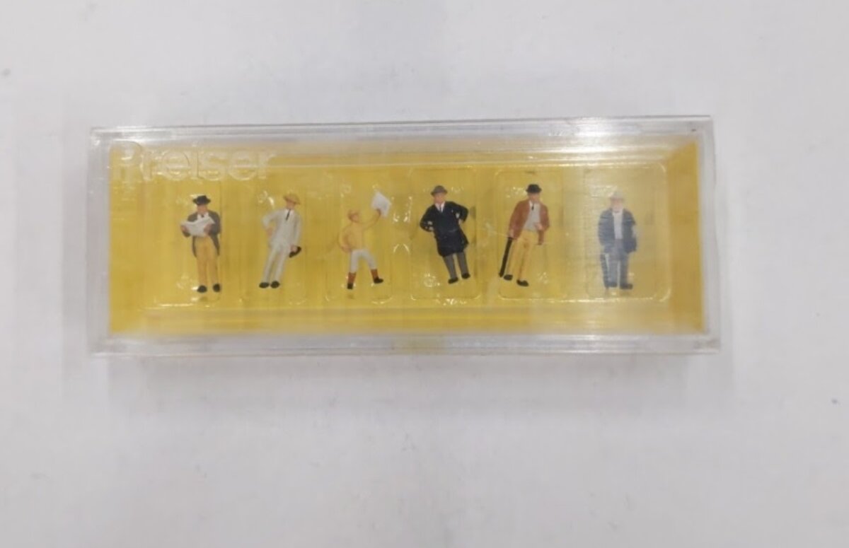 Preiser 9133 N Standing Business Men Figures (Set of 6)