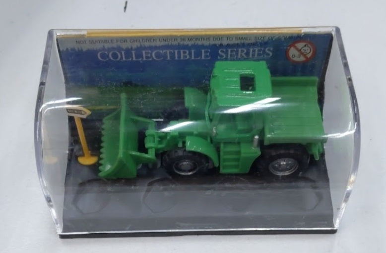 Smart Toys 20537 HO Green Plow Tractor Collectible Series