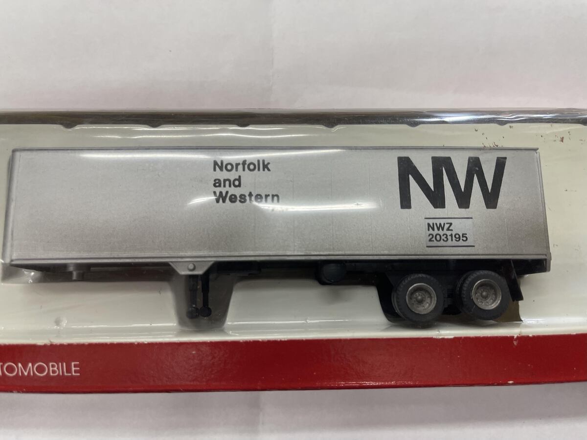 Herpa 6043 HO Norfolk and Western Trailer # 203195