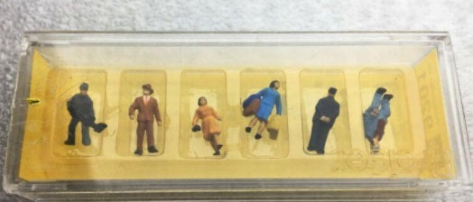 Preiser 9201 N Sitting and Standing People Figures (Set of 6)