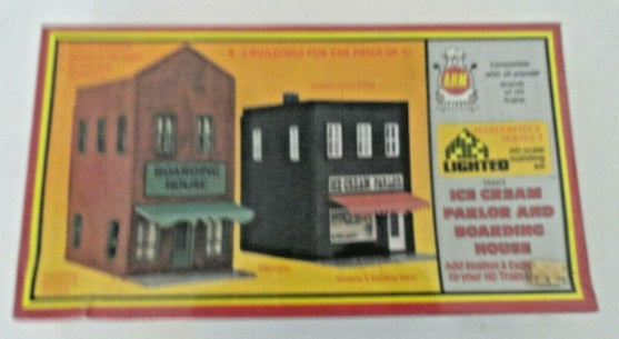AHM 15501 HO Ice Cream Parlor and Boarding House Kit