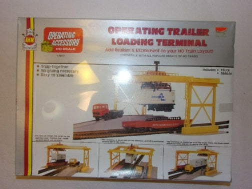 AHM 11017 HO Operating Trailer Loading Terminal Kit