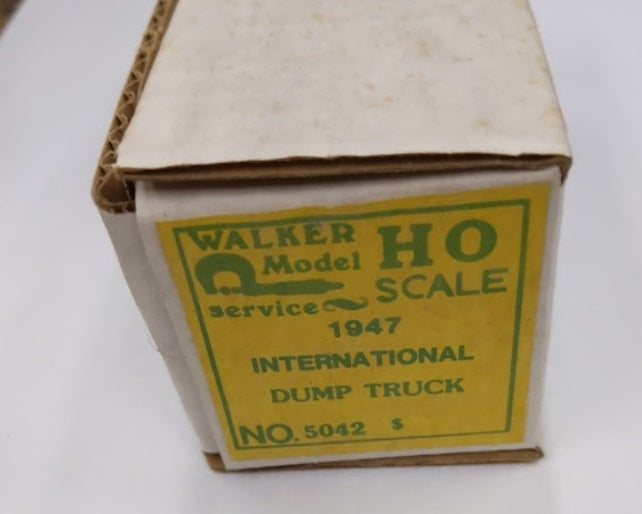 Walker Model Service 5042 HO 1947 International Dump Truck Kit Trainz