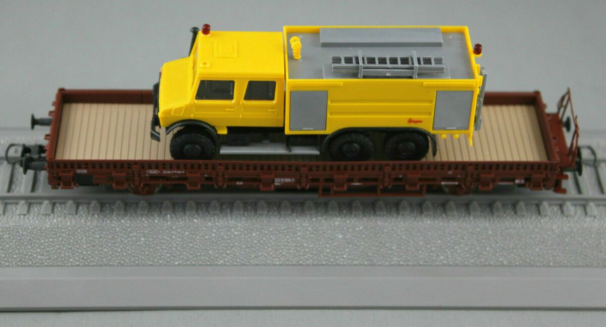 Roco 47179 DB HO Austria Stake Car W Fire Unimog In Display Box MIB