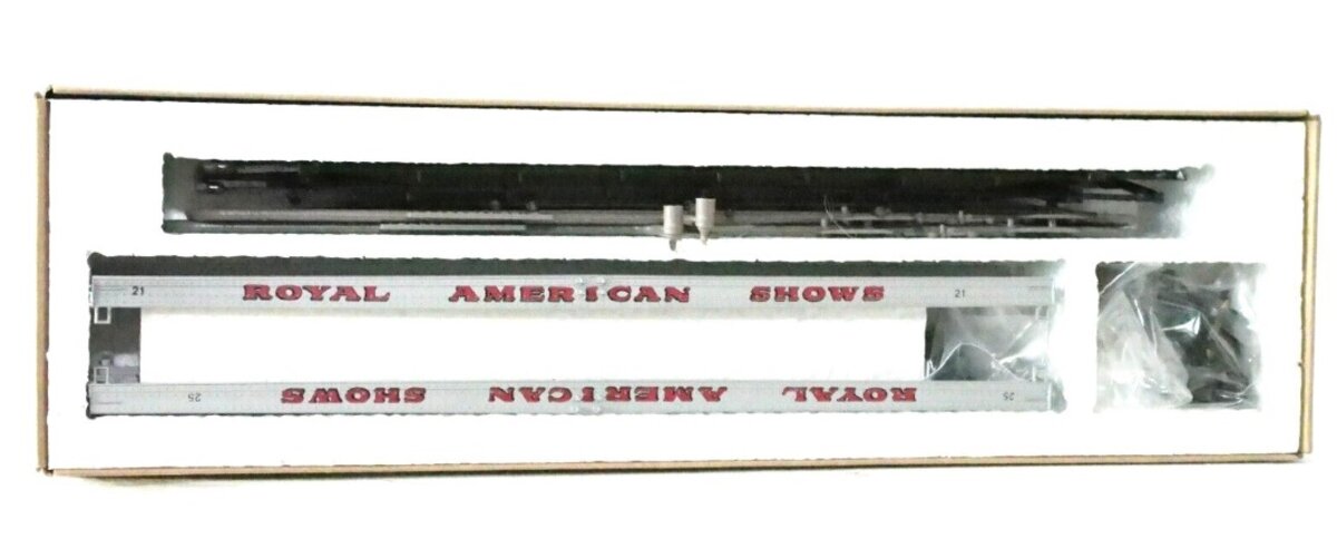 Walthers HO American Circus Series Royal American Shows Flat Car #41 & #45 Kit