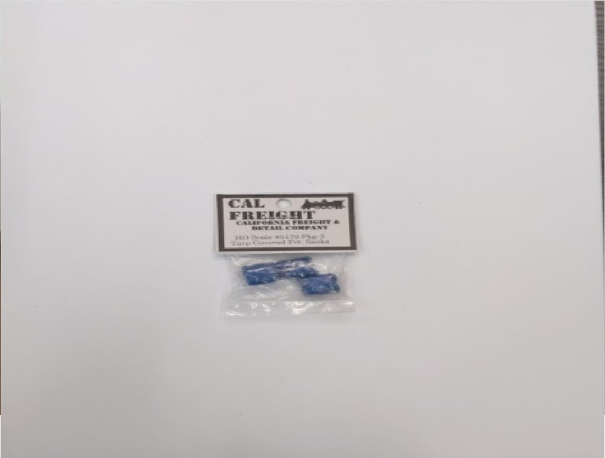 Cal Freight 5170 HO Tarp Covered Frt. Sacks (Pack of 3)