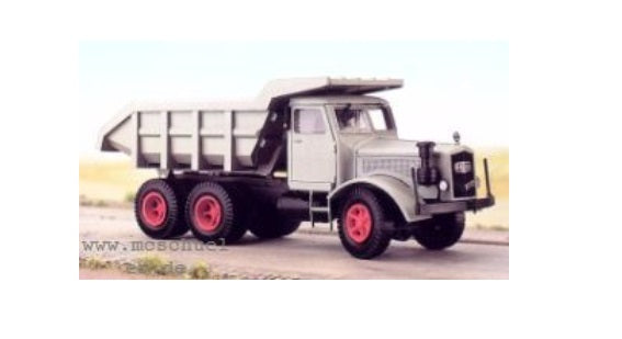 Weinert Modellbau 4554 Kaelble KDC 832 with Meiler tipping skip, 1950 Kit