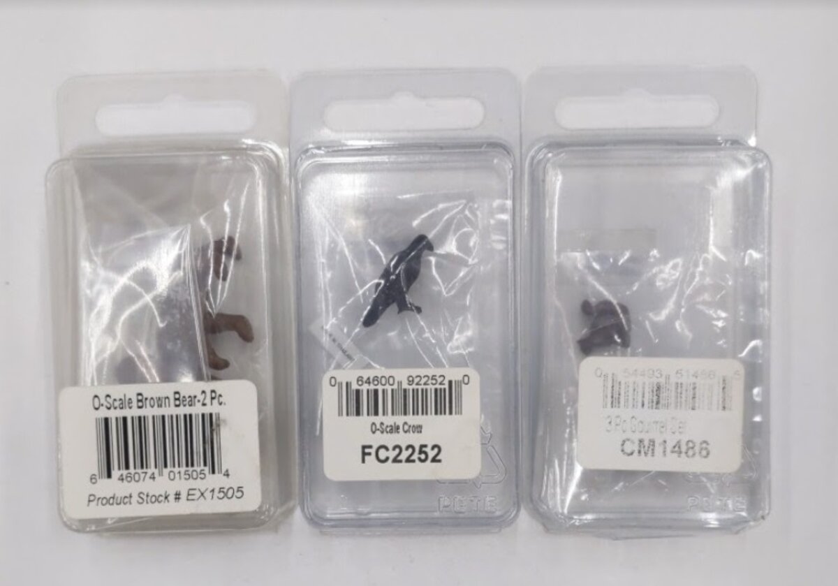 Scenic Express LOT of 3 O Scale Animal Figures Bear, Crow, Squirrels