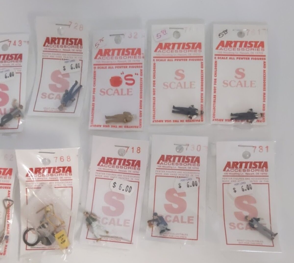 Arttista Lot of 14 S Scale Figures Workers, Train Workers Ect.. 730, 732, 731