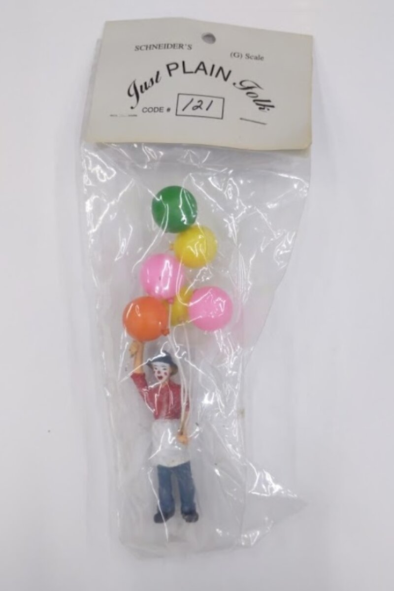 Just Plain Folk 121 G Scale Clown Holding Balloons