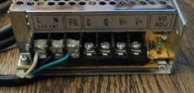 Common Sense RC  AC-DC-100 W 100 Watt Power Supply
