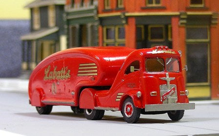 Sylvan Scale Models SE-01 HO 1947 Labatt's Streamlined Beer Truck Kit