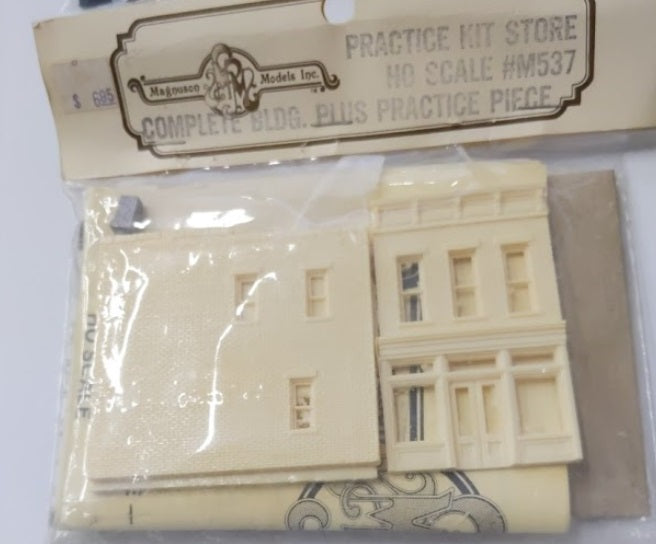 Magnuson Models M537 HO Practice Store Building Kit