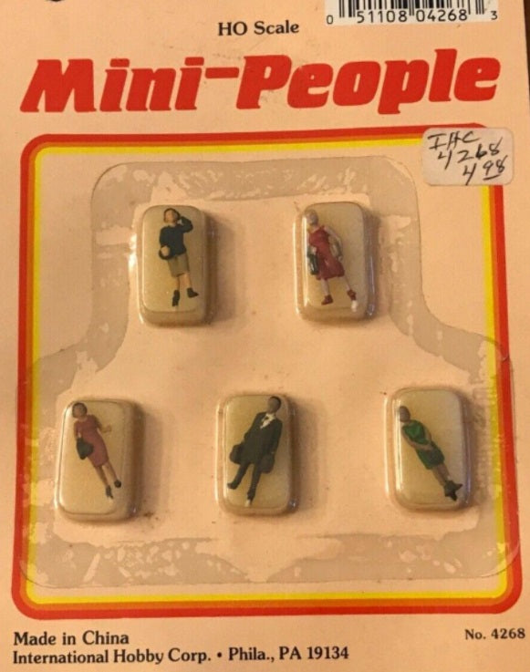 IHC 4268 HO Mini-People (Set of 5)