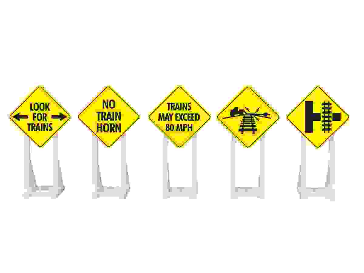 Lionel 2230140 O Railroad Signs (Set of 5)