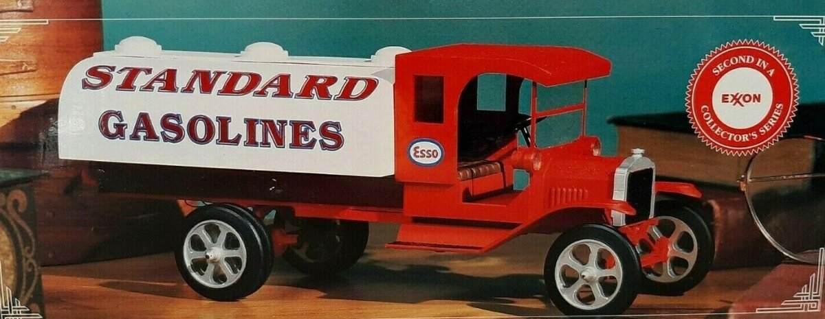 Exxon Tanker Truck Esso Standard Gasolines W/Light & Horn