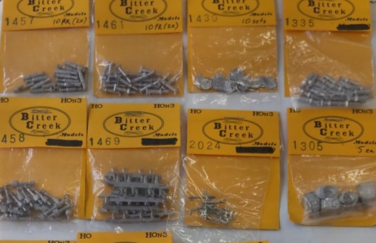 Bitter Creek Models Lot of 21 HOn3 Asst Parts, Stacks, Vents, Pedistal, Rails