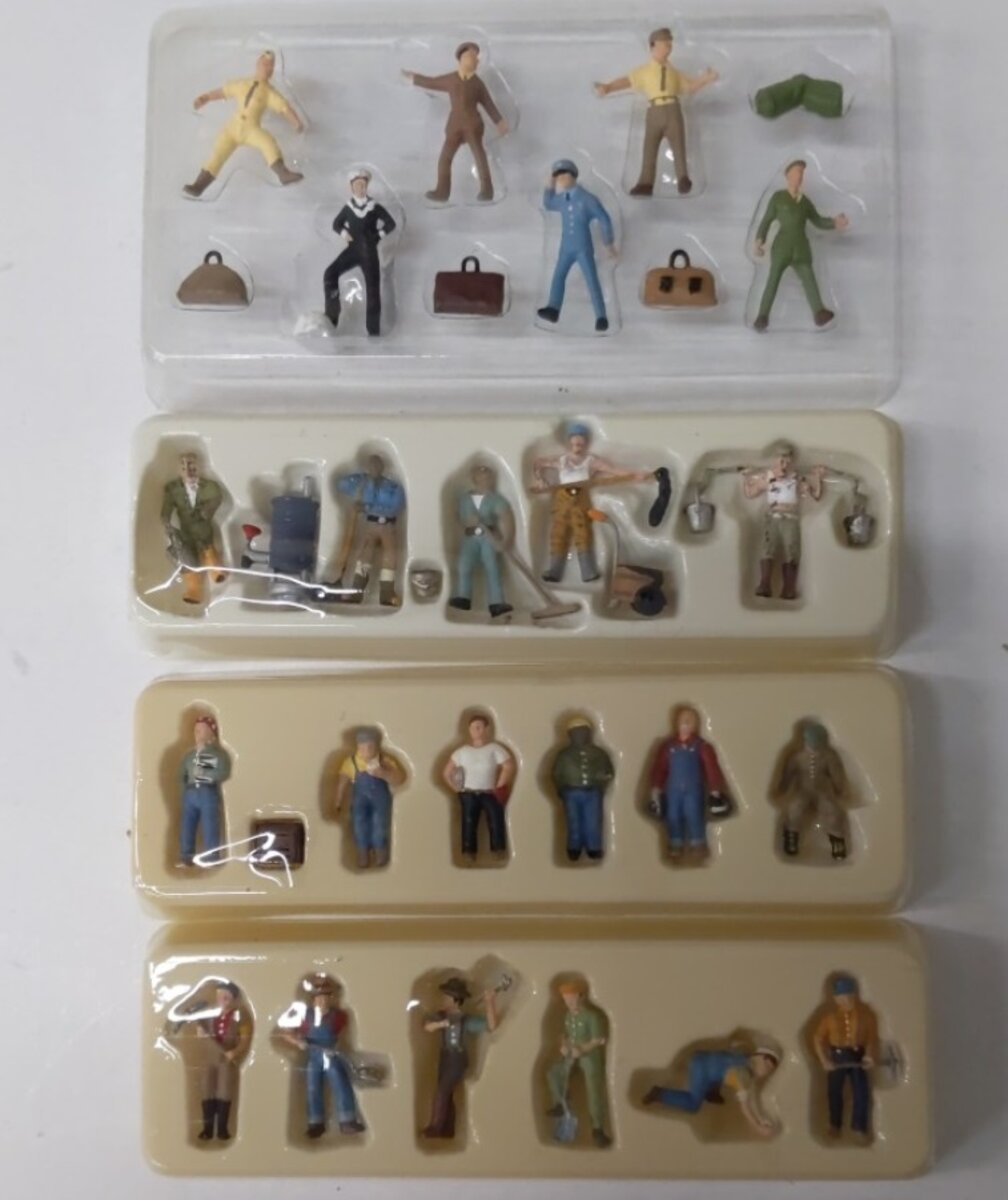 Woodland Scenics L-3 Lot of 4 HO Assorted Railroad Worker Figure Packs