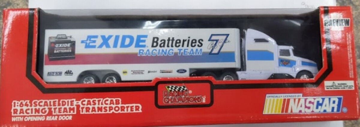 Racing Champions 03400 1:64 Die Cast Exide Batteries Racing Team Transporter