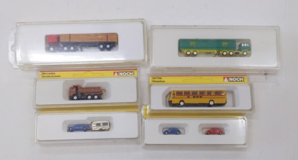 Noch L-1 Lot of 6 Z Scale Various Cars, Trucks, Bus Vehicles