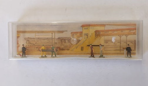 Merten N-876 N Scale Track Workers Figures (Pack of 6)