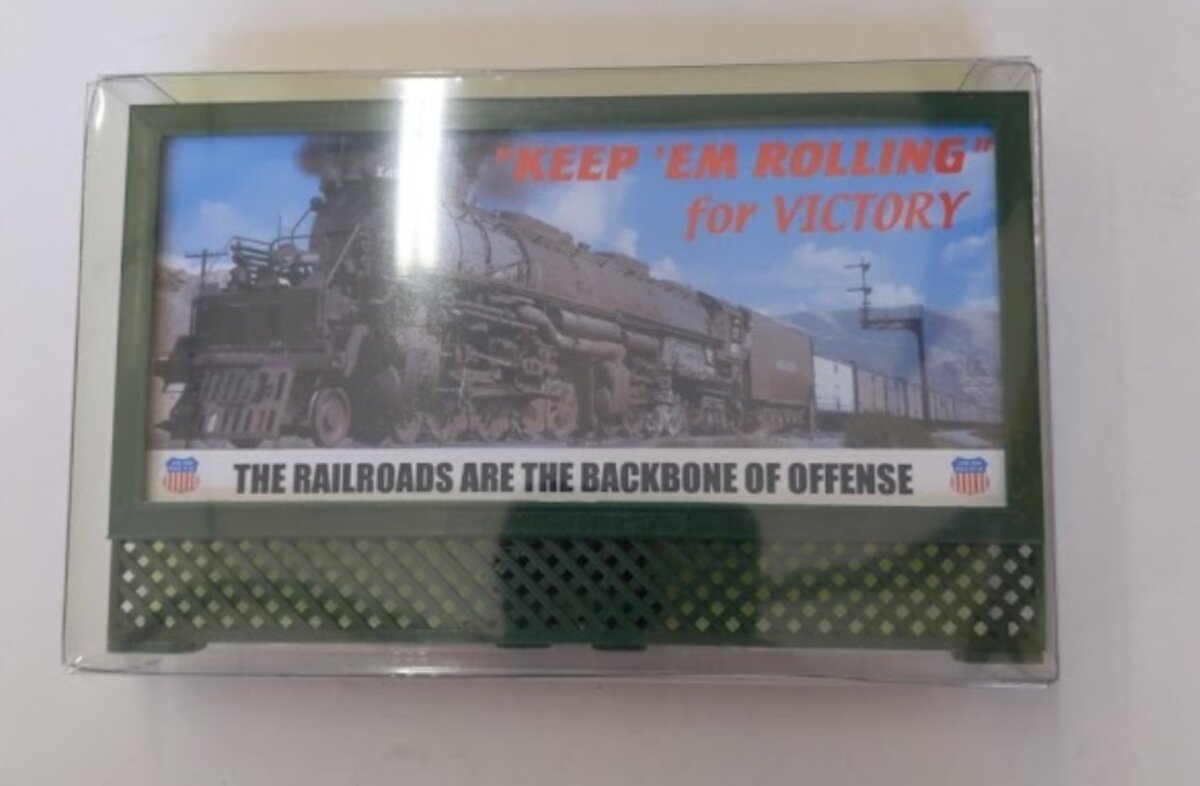 Town & Country Hobbies O Victory Union Pacific 12-14v Lighted Blinking Billboard